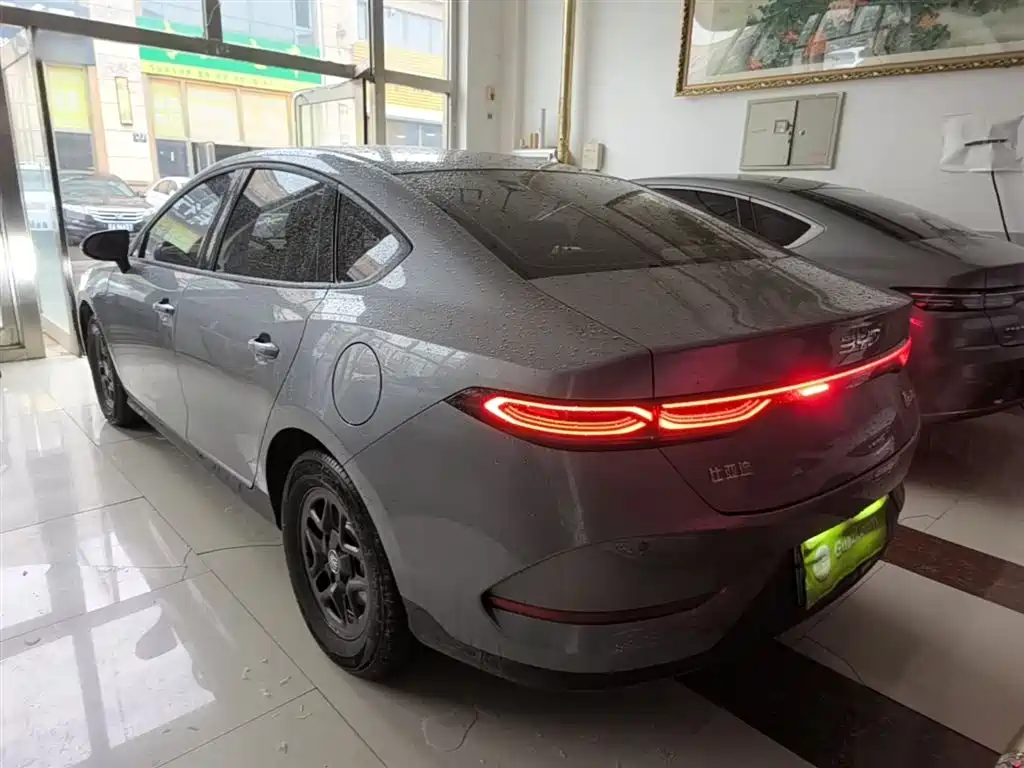 BYD Qin PLUS 2025 — фото 5