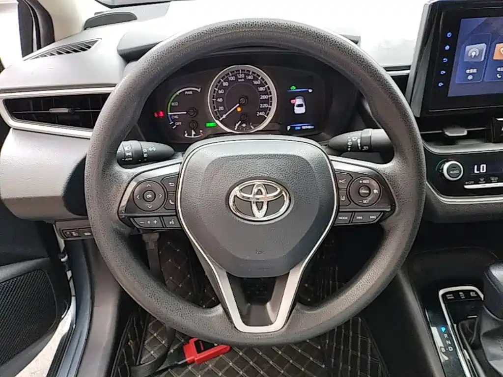 Toyota Corolla 2022 — фото 11