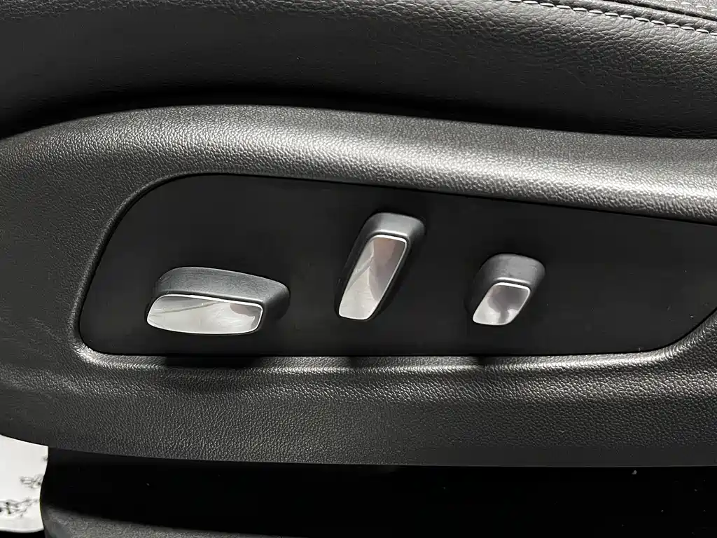 Cadillac XT5 2022 — фото 47
