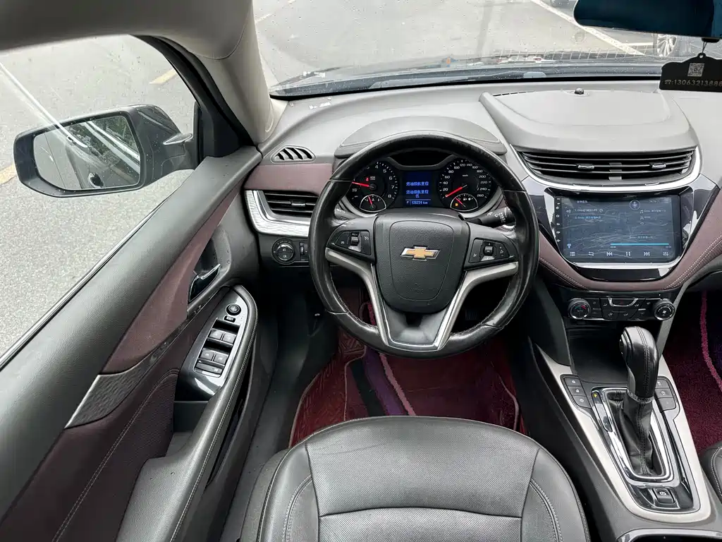 Chevrolet Malibu 2018 — фото 15