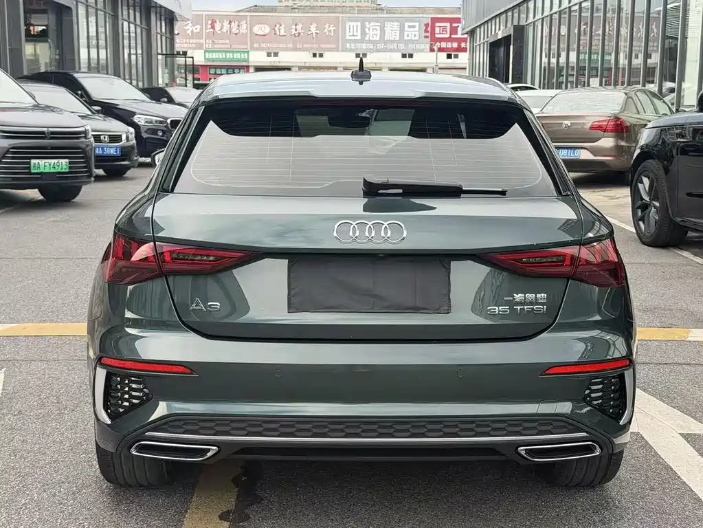 Audi A3 2023 — фото 12
