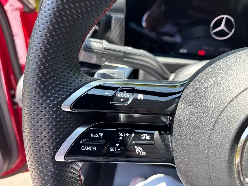 Mercedes-Benz A-Class 2024 — фото 15
