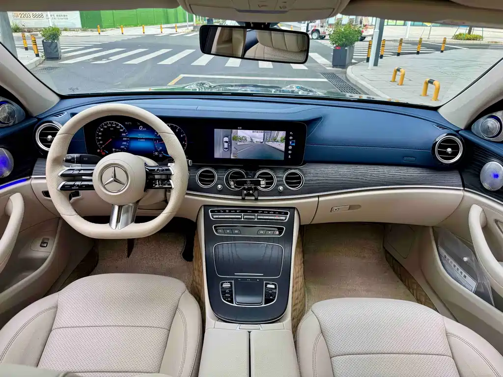 Mercedes-Benz E-Class 2021 — фото 15