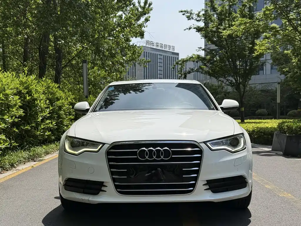 Audi A6L 2014 — фото 3