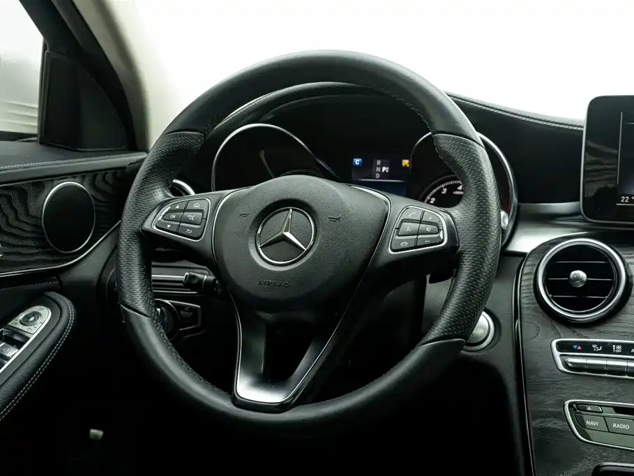 Mercedes-Benz C-Class 2016 — фото 21