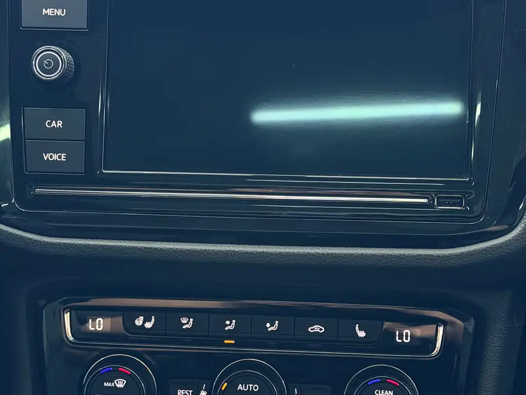 Volkswagen Tiguan L 2019 — фото 16