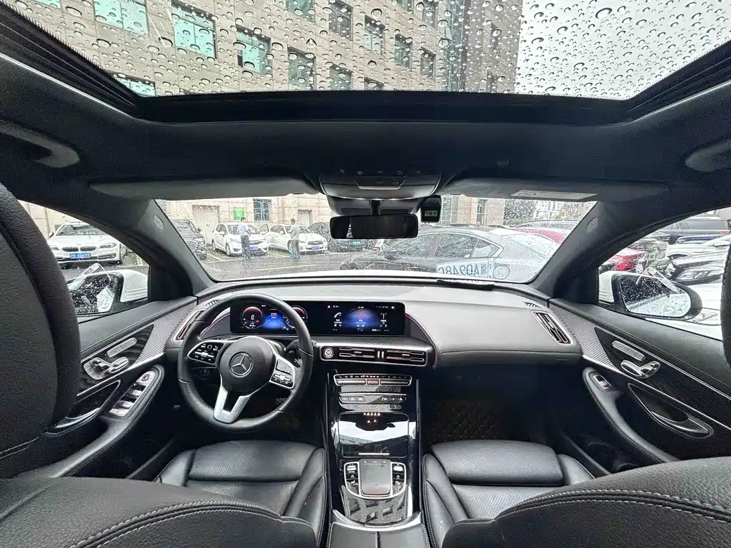 Mercedes-Benz EQC 2021 — фото 16