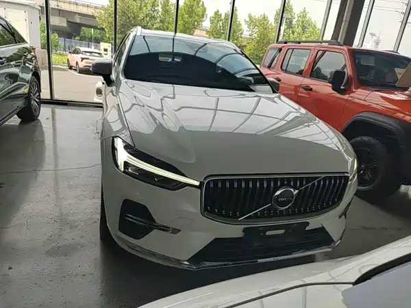 Volvo XC60 2023