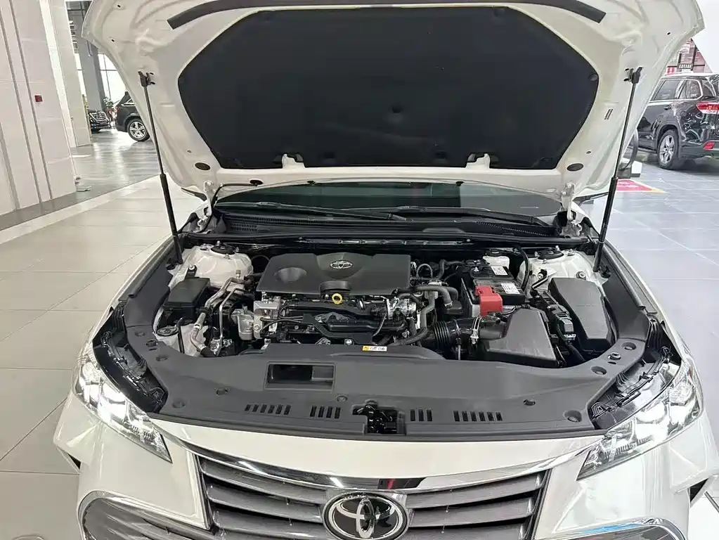 Toyota Avalon 2022 — фото 17
