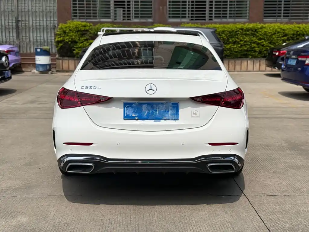 Mercedes-Benz C-Class 2023 — фото 5