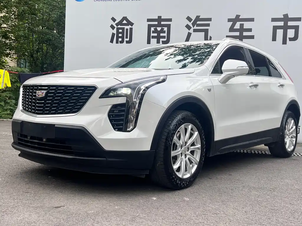 Cadillac XT4 2020 — фото 1