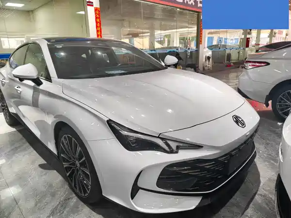 MG MG7 2023