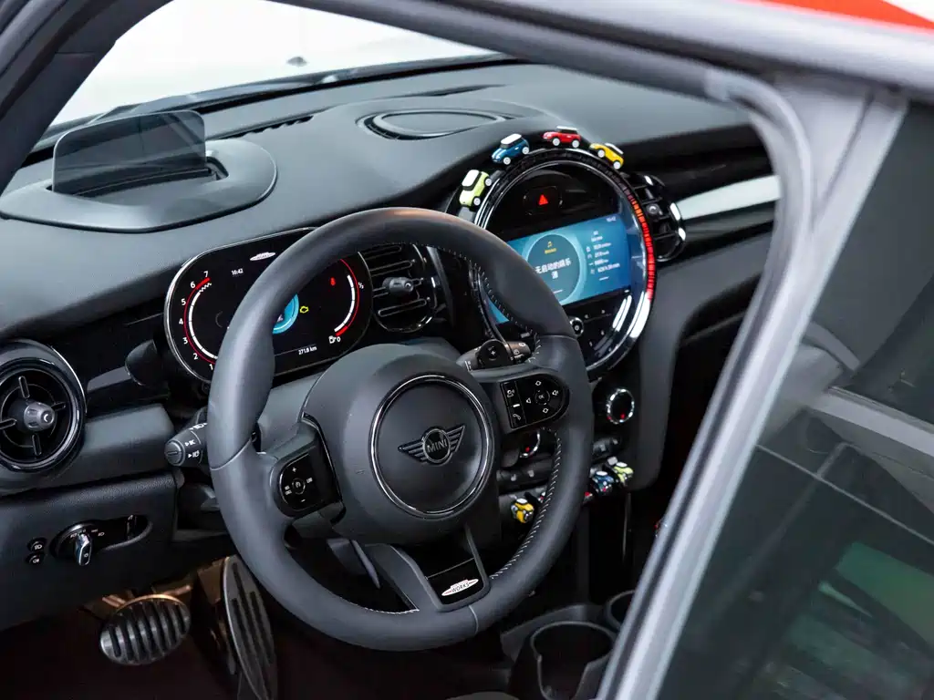 MINI JCW 2021 — фото 11