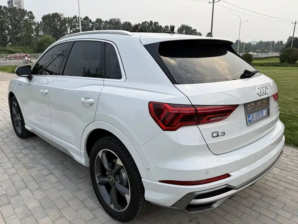 Audi Q3 2023