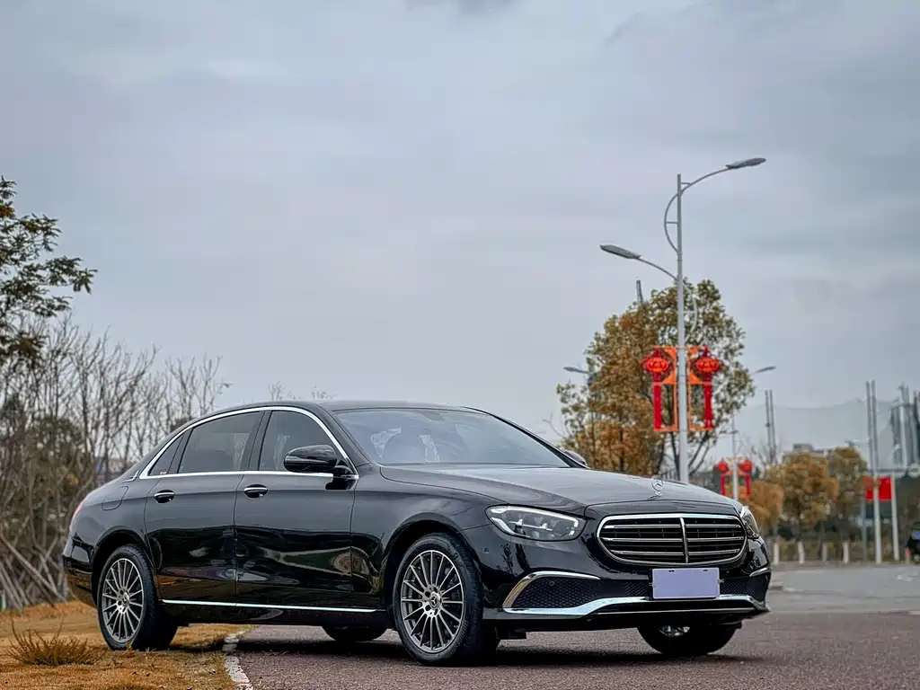 Mercedes-Benz E-Class 2021 — фото 3