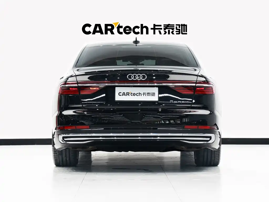 Audi A8 2022 — фото 23