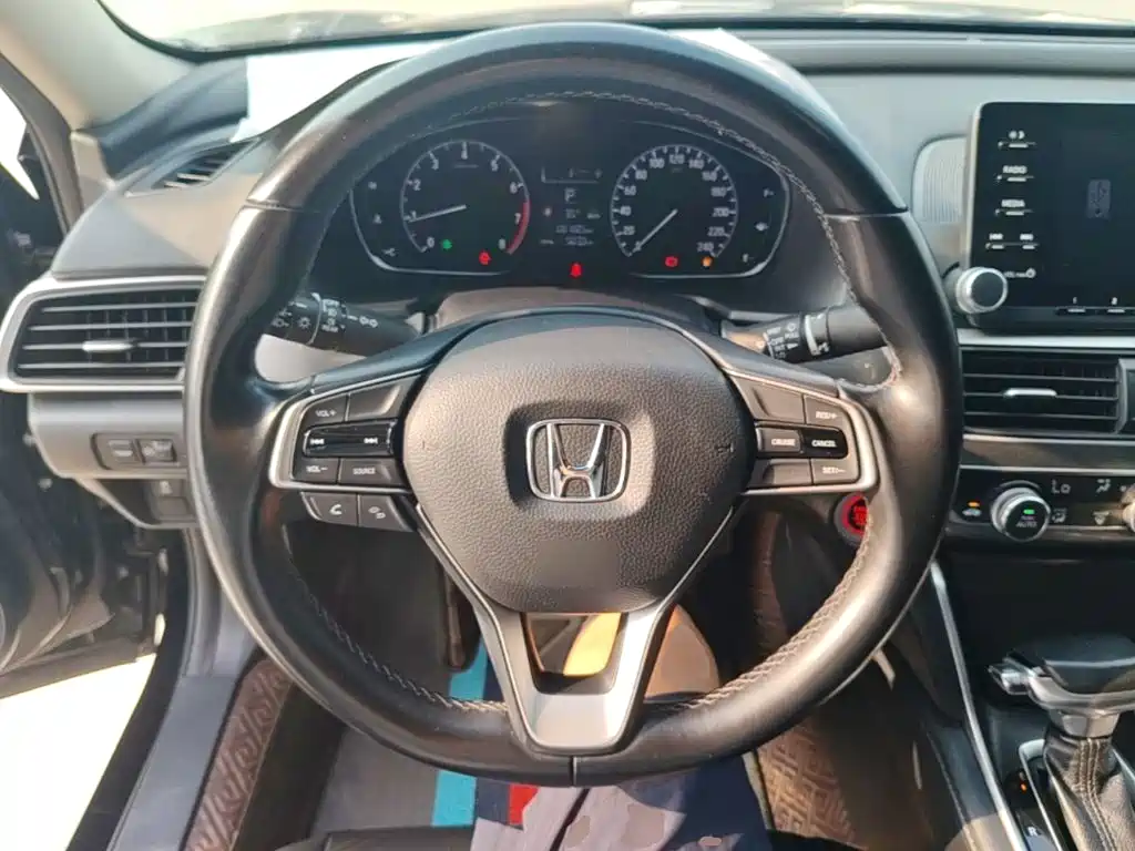Honda Accord 2020 — фото 11