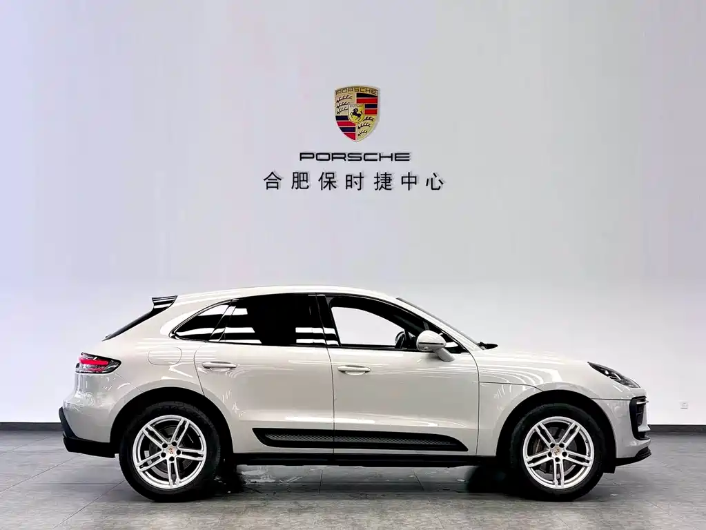Porsche Macan 2022 — фото 8