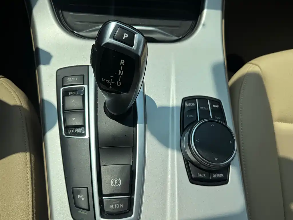 BMW X3 2017 — фото 12
