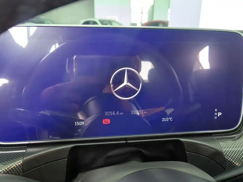 Mercedes-Benz C-Class 2023 — фото 10