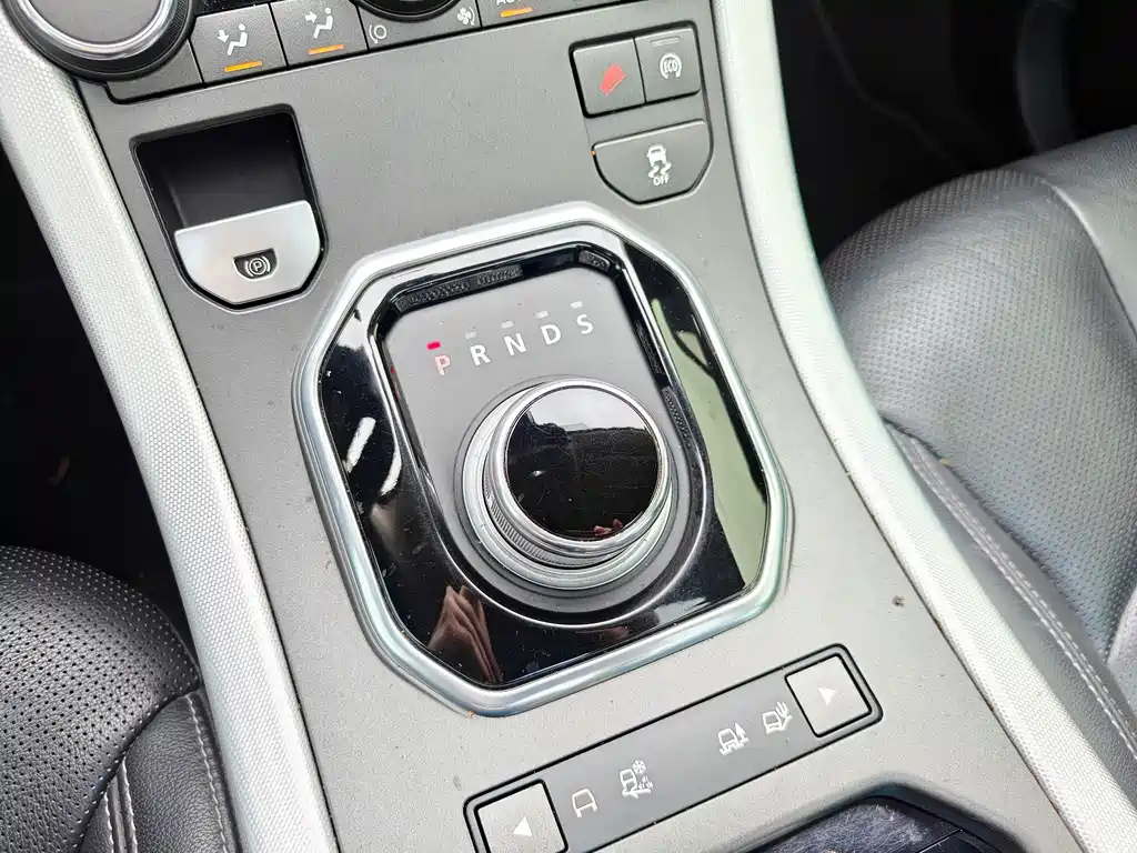 Land Rover Range Rover Evoque 2015 — фото 19