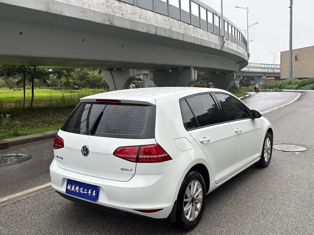 Volkswagen Golf 2015