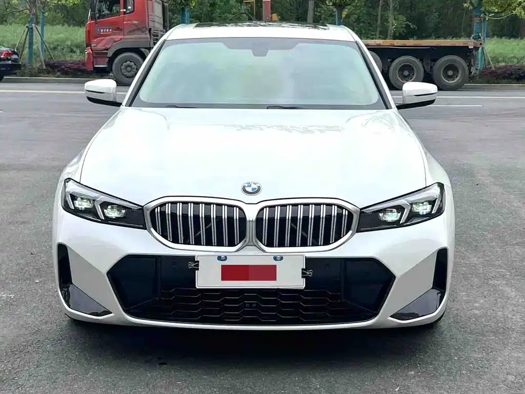 BMW 3 Series 2023