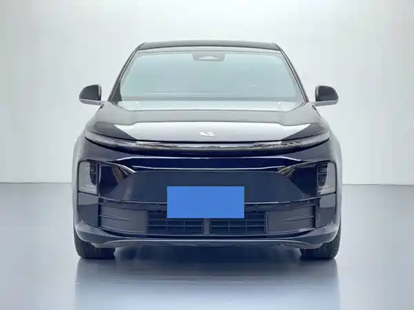 Li Auto L6 2025