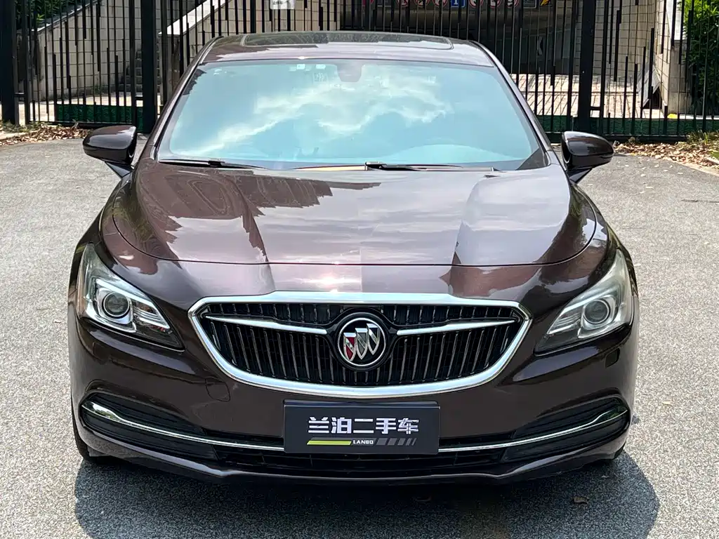 Buick LaCrosse 2018 — фото 2