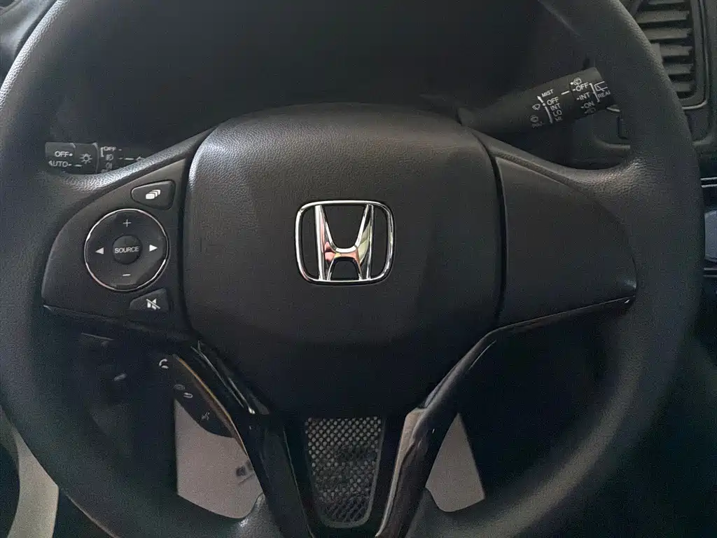 Honda Vezel 2020 — фото 11