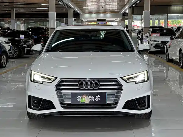 Audi A4L 2019
