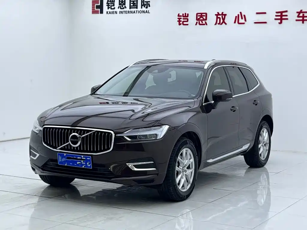 Volvo XC60 2020 — фото 1