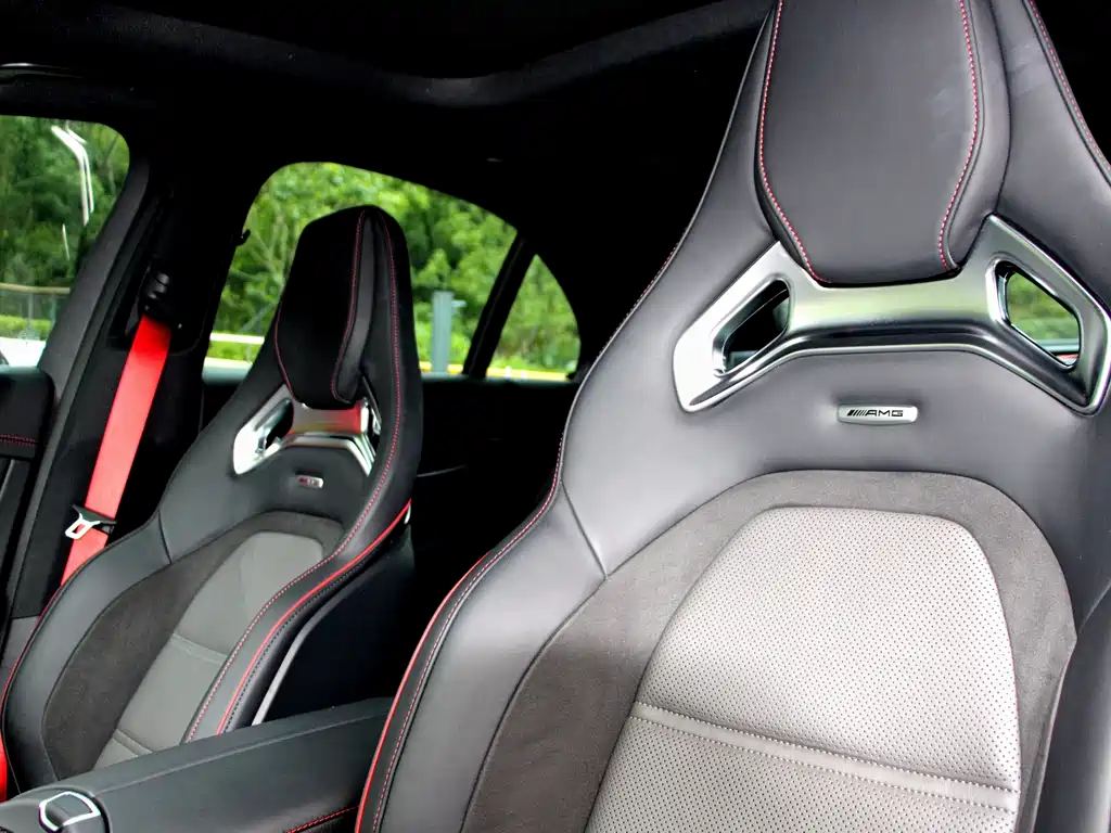 Mercedes-Benz E-Class AMG 2022 — фото 16