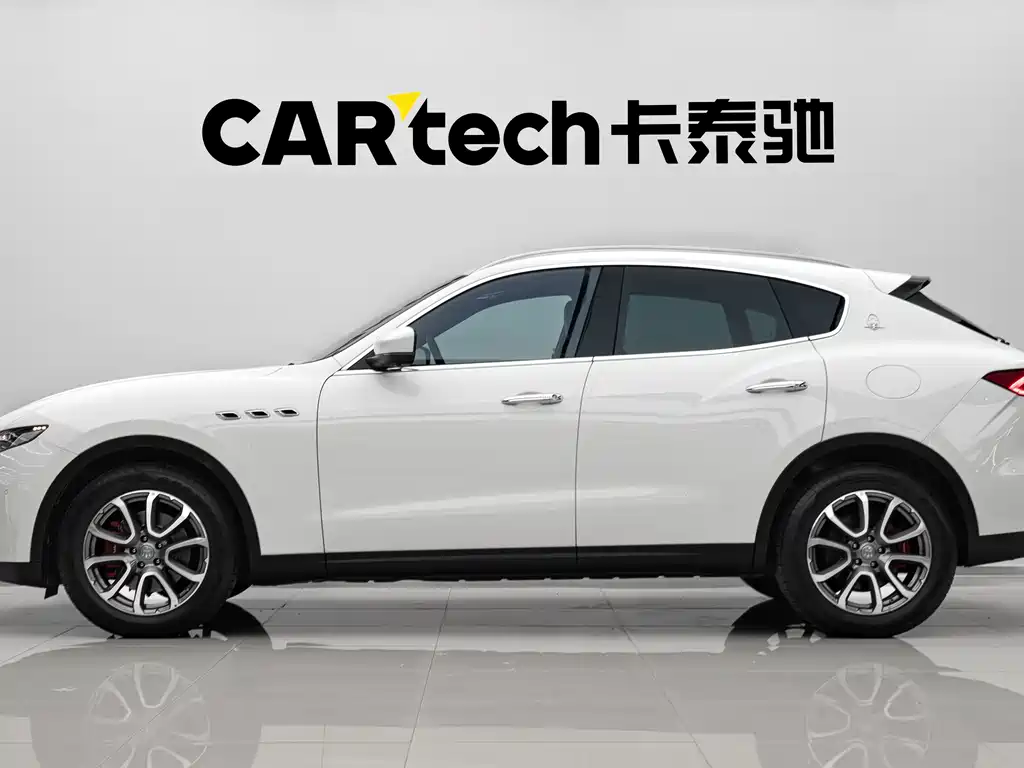 Maserati Levante 2019 — фото 11