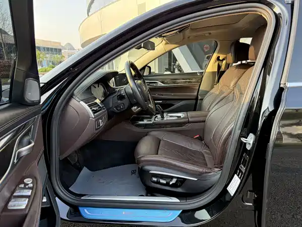 BMW 7 Series 2017