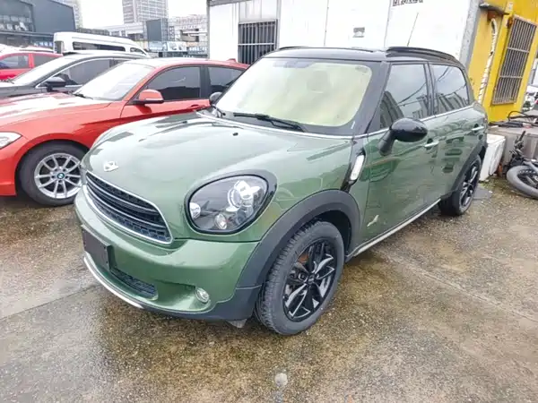 MINI Countryman 2016