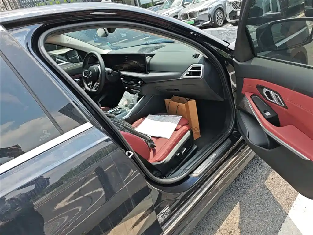 BMW i3 2025 — фото 11