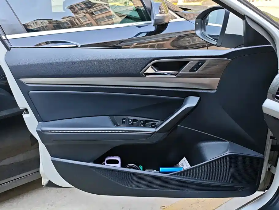 Volkswagen Lavida 2022
