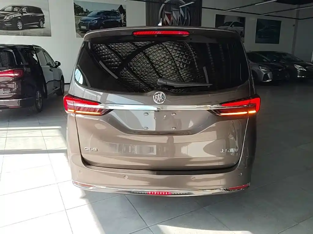 Buick GL8 2023