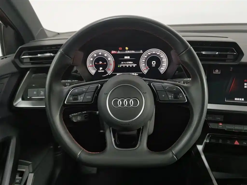 Audi A3 2024 — фото 11