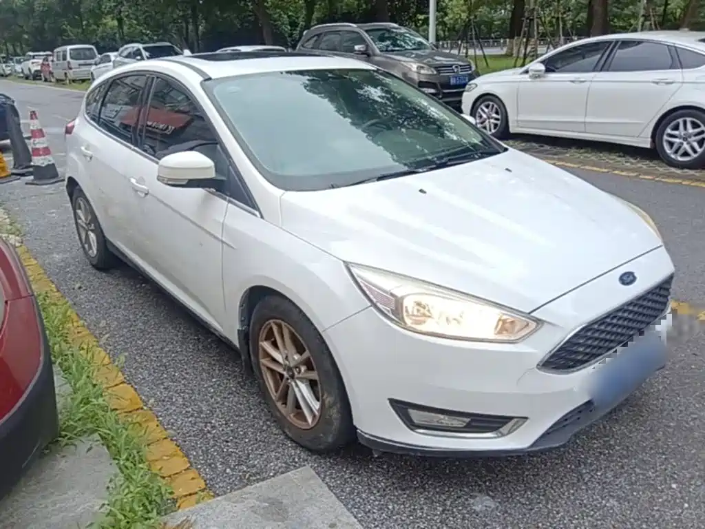 Ford Focus 2016 — фото 4