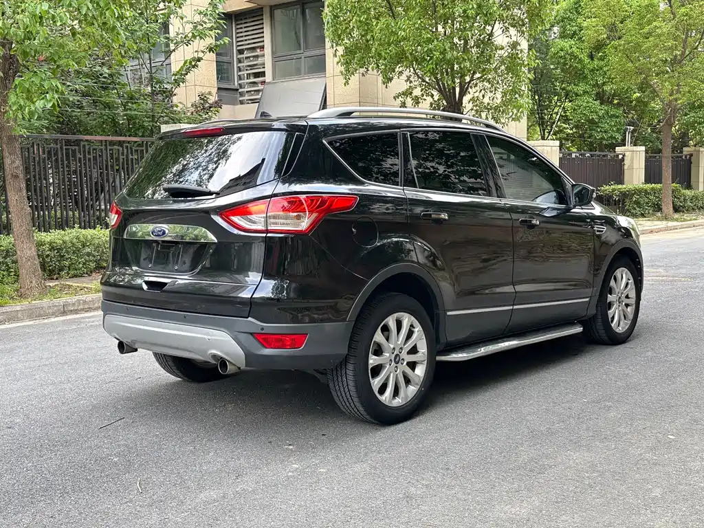 Ford Kuga 2014 — фото 4