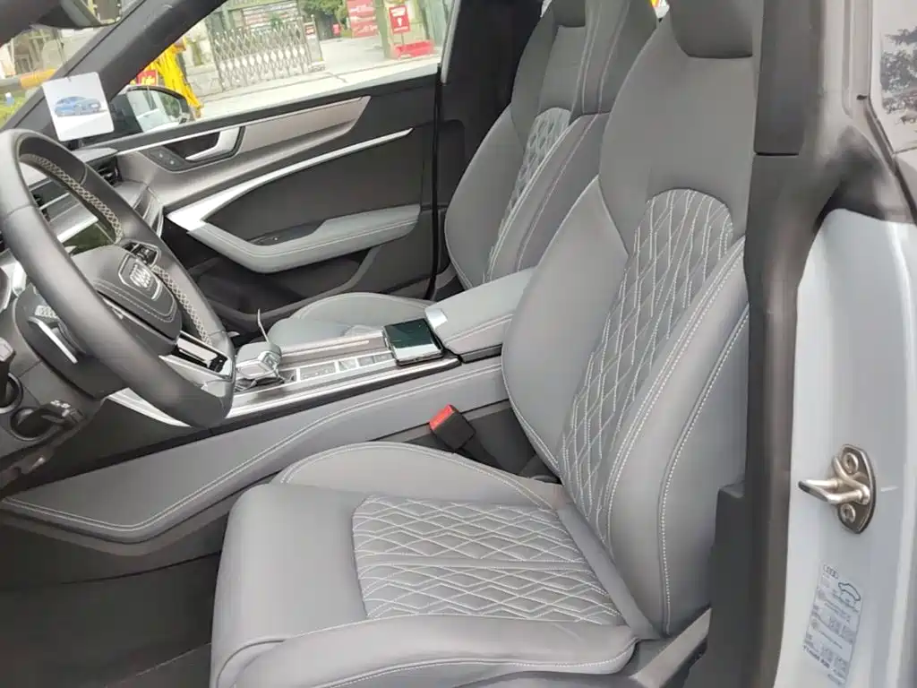 Audi A7L 2025 — фото 15