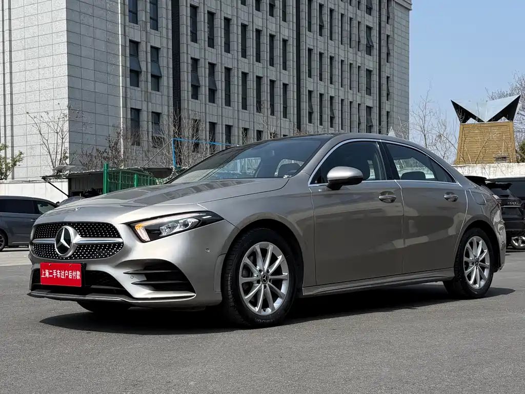 Mercedes-Benz A-Class 2021 — фото 2