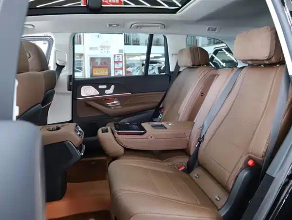 Mercedes-Benz GLS 2024