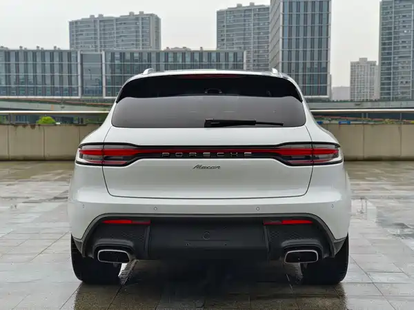 Porsche Macan 2024