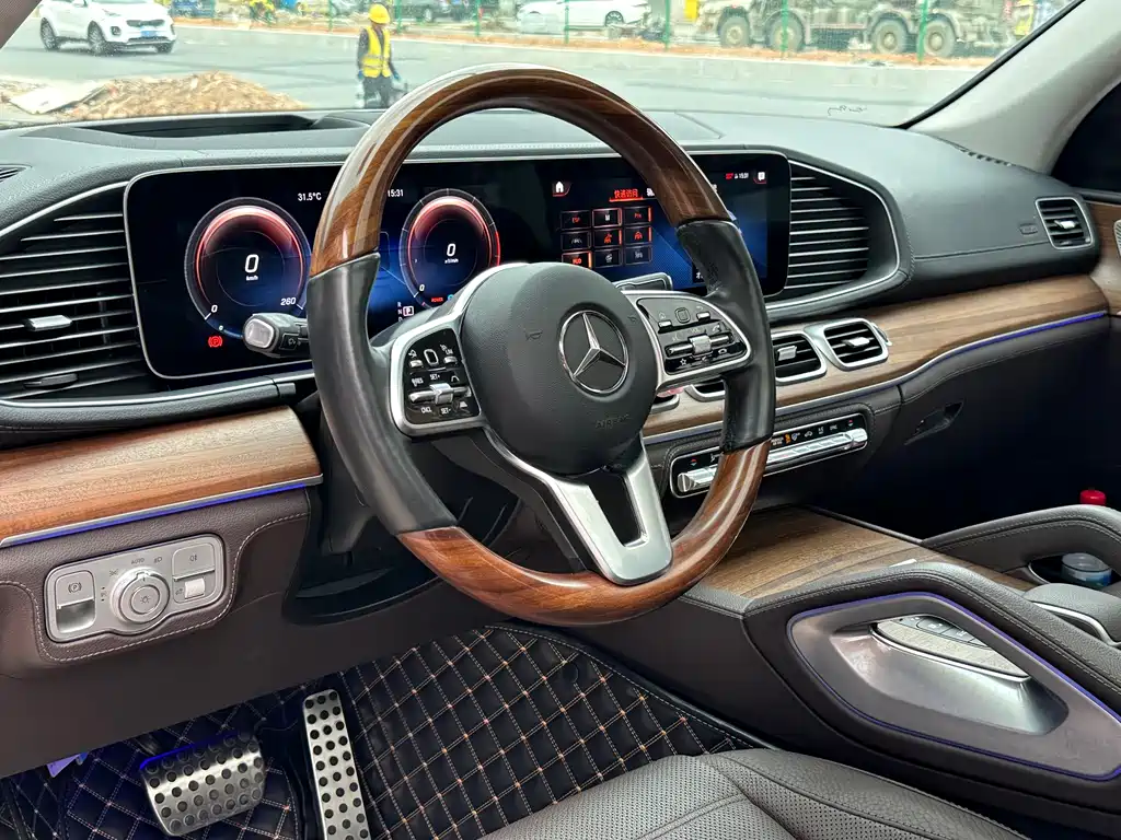 Mercedes-Benz GLS 2023 — фото 14