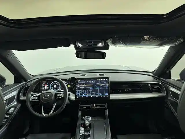 GAC Motor Trumpchi GS8 2025 — фото 12