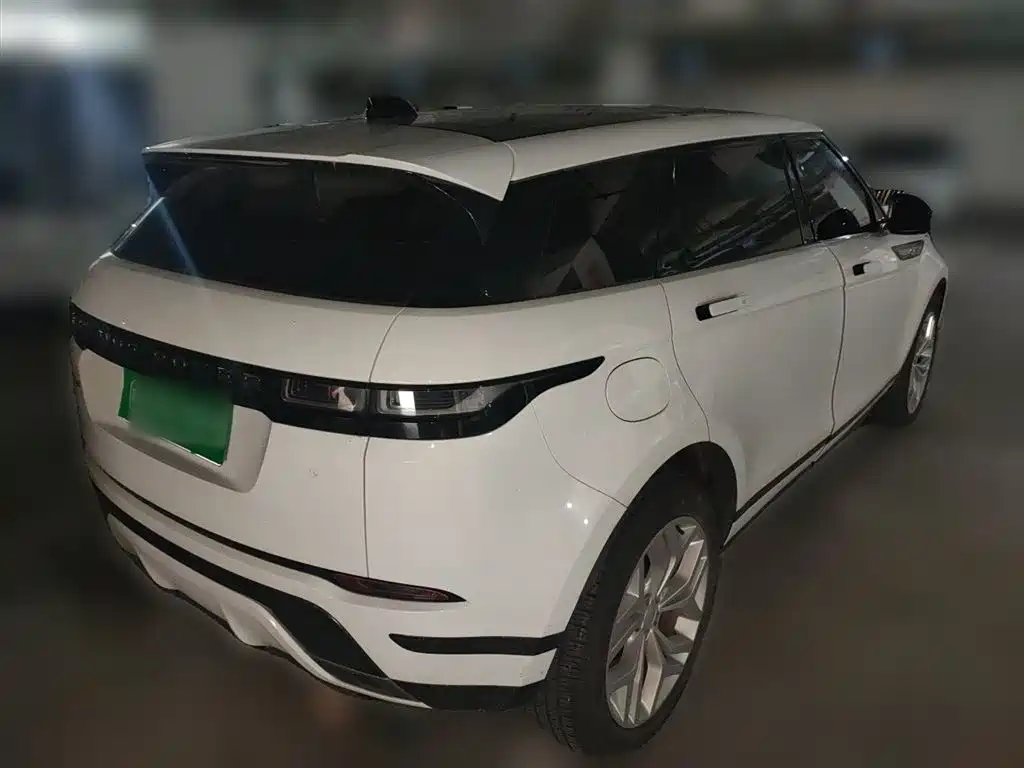 Land Rover Evoque 2023 — фото 6
