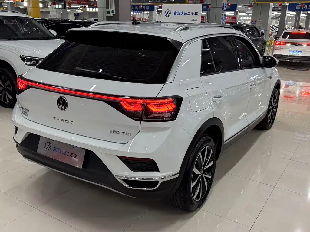 Volkswagen T-Roc 2023